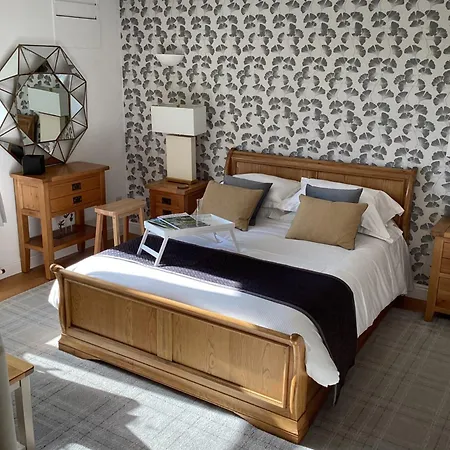 The Garden At Snape Castle Mews