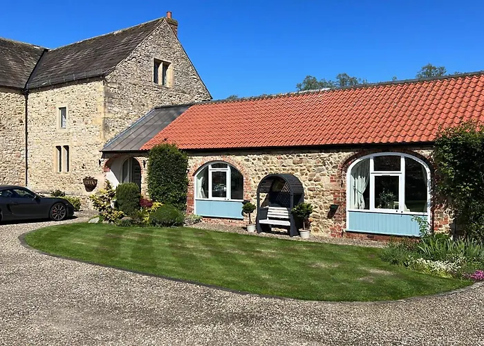 The Garden At Snape Castle Mews 5* Bedale