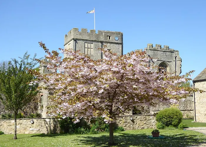 Guest house The Garden At Snape Castle Mews Bedale