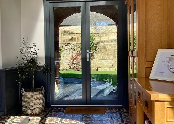 招待所 The Garden At Snape Castle Mews 贝德尔